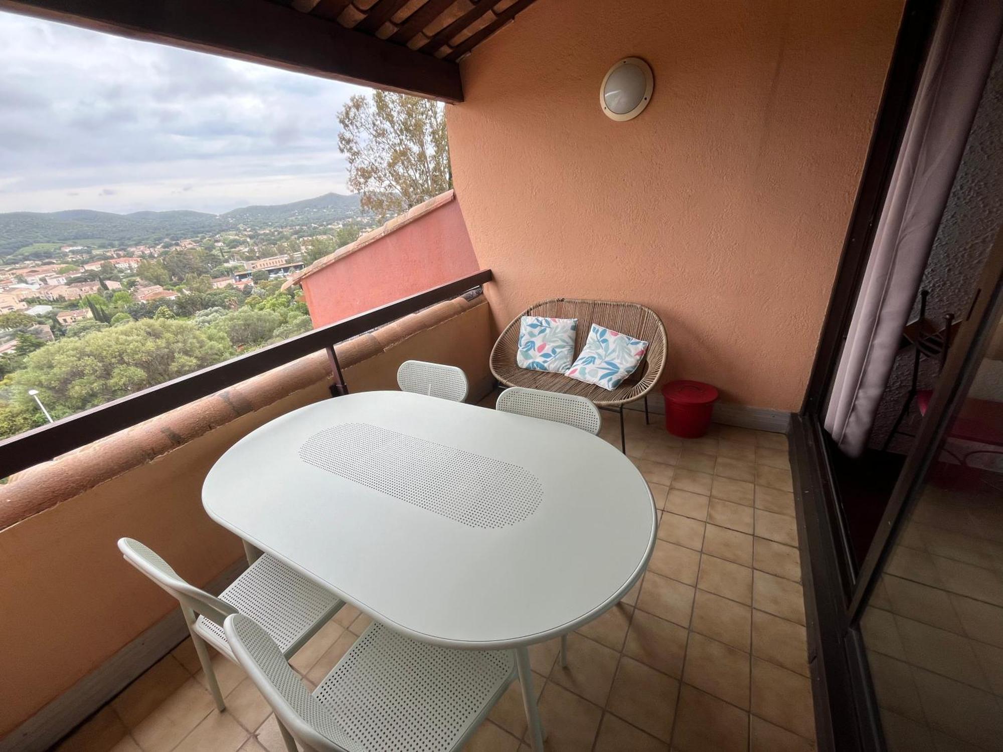 Superbe Duplex 35M2 Vue Mer Avec Piscine บอร์มส์-เลส์-มิโมซาส์ ภายนอก รูปภาพ
